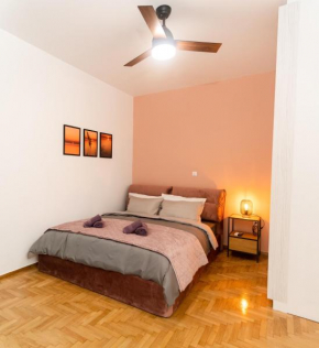 Modern studio Chiou